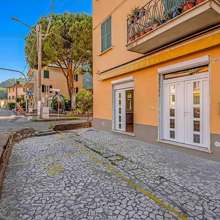 Accanto 1 Appartement *